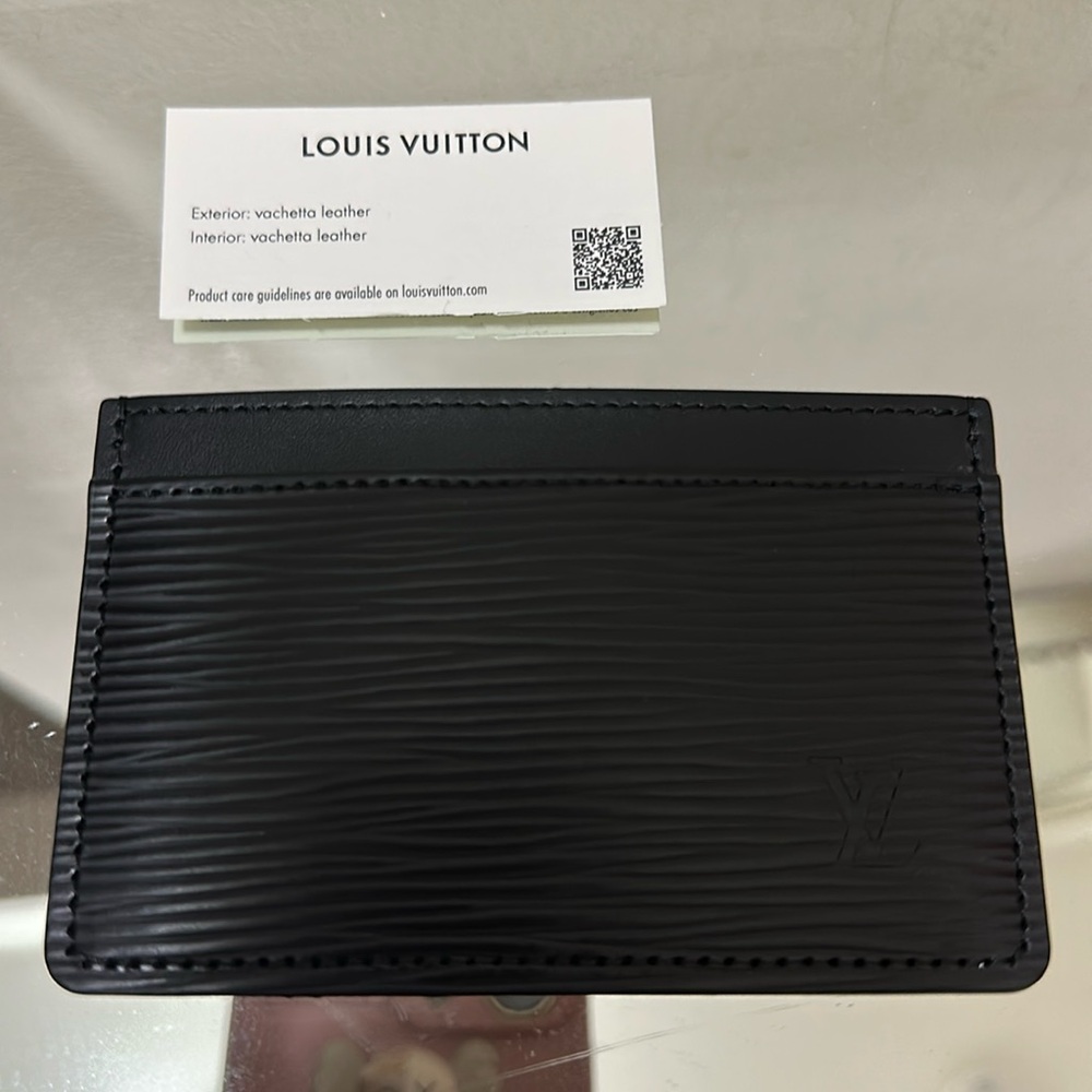 Louis Vuitton vachetta leather men’s small black wallet